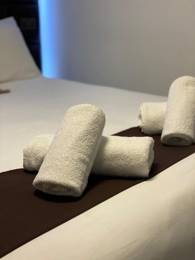צ'אטהם The Charles Hotel מראה חיצוני תמונה