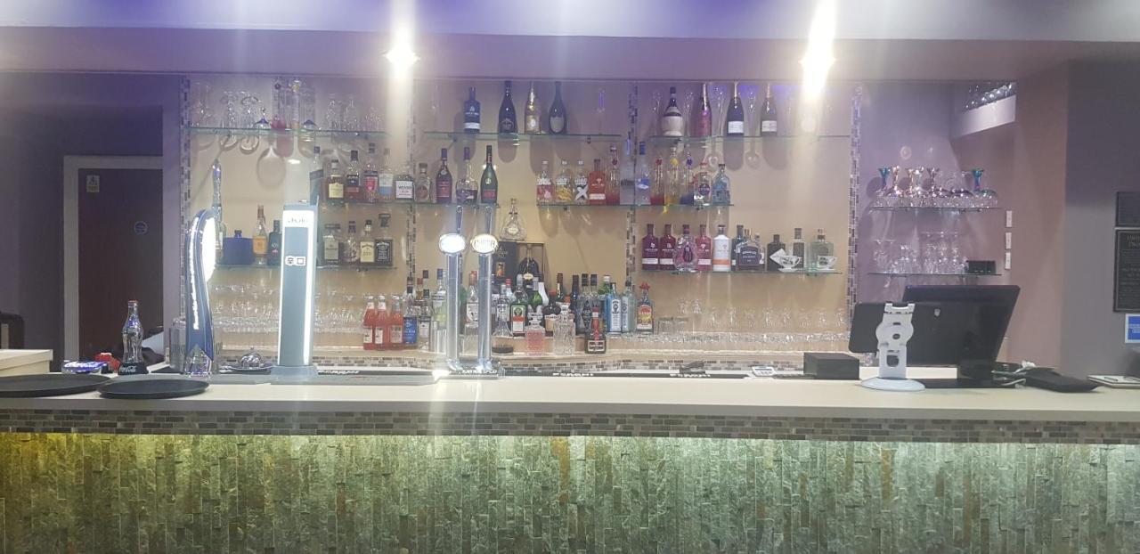 צ'אטהם The Charles Hotel מראה חיצוני תמונה